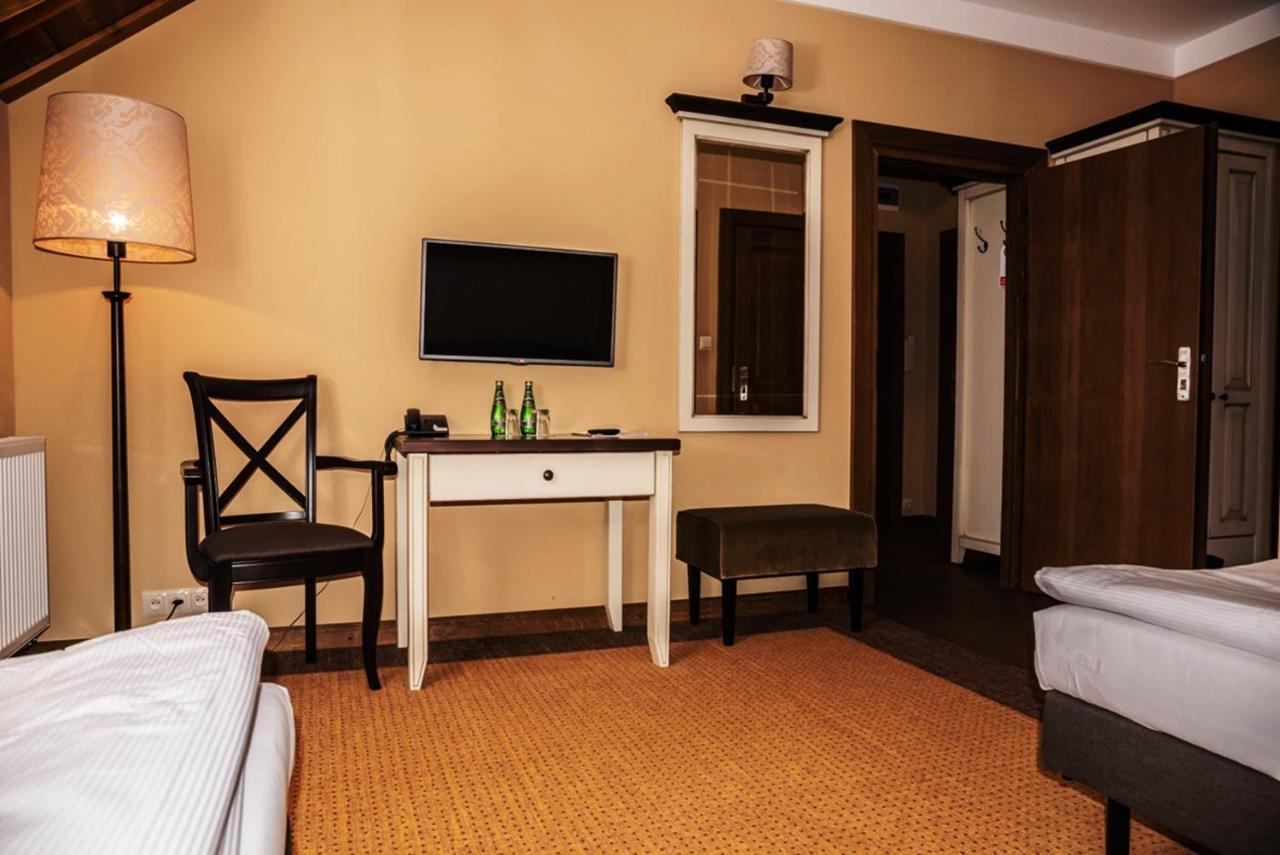 Hotel Folwark Lekuk à Łękuk Mały Extérieur photo