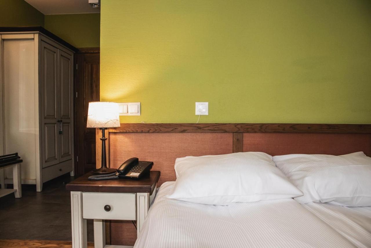 Hotel Folwark Lekuk à Łękuk Mały Extérieur photo