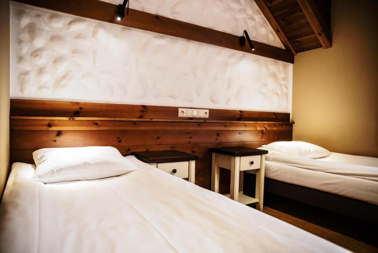 Hotel Folwark Lekuk à Łękuk Mały Extérieur photo