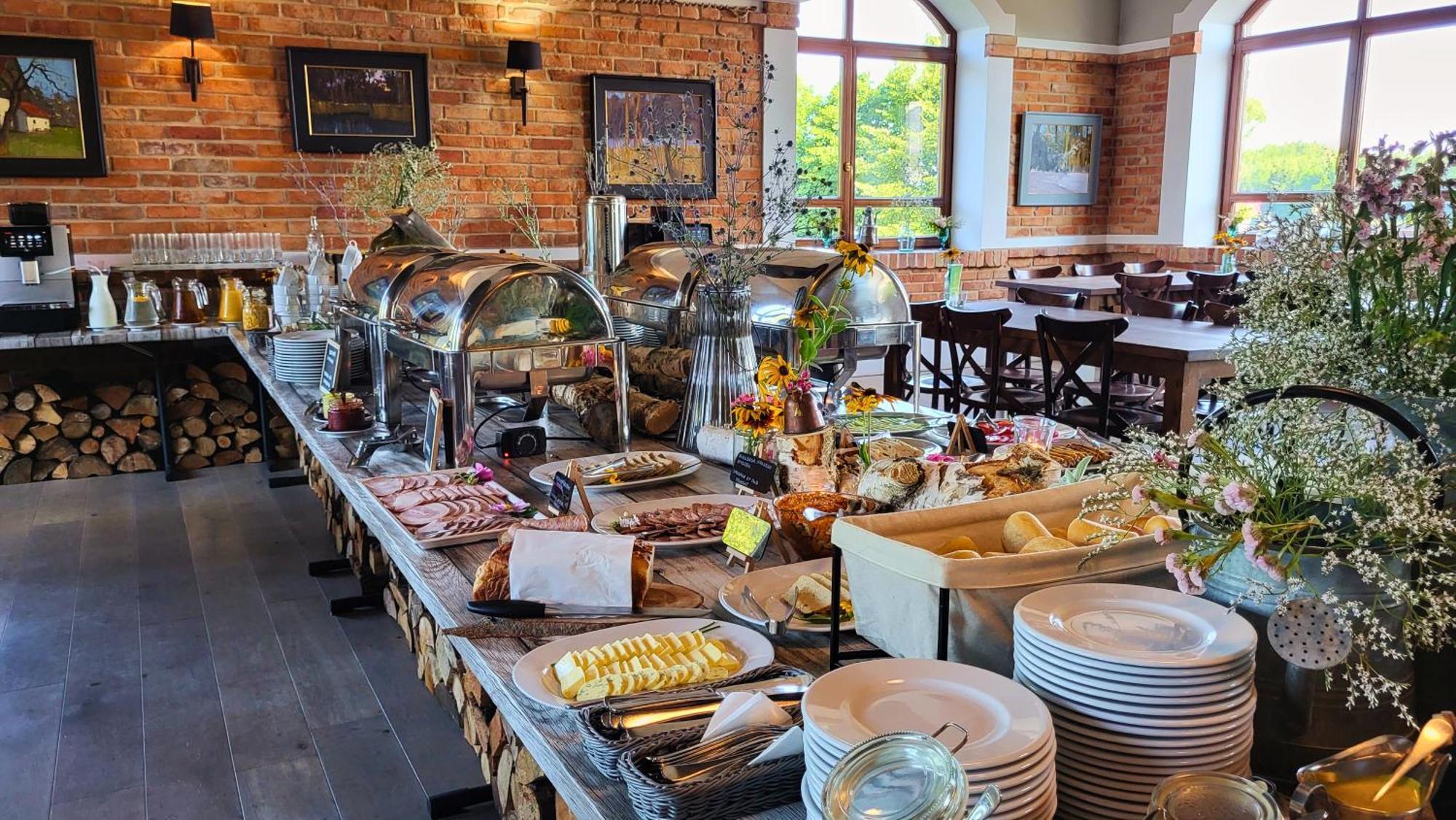 Hotel Folwark Lekuk à Łękuk Mały Extérieur photo